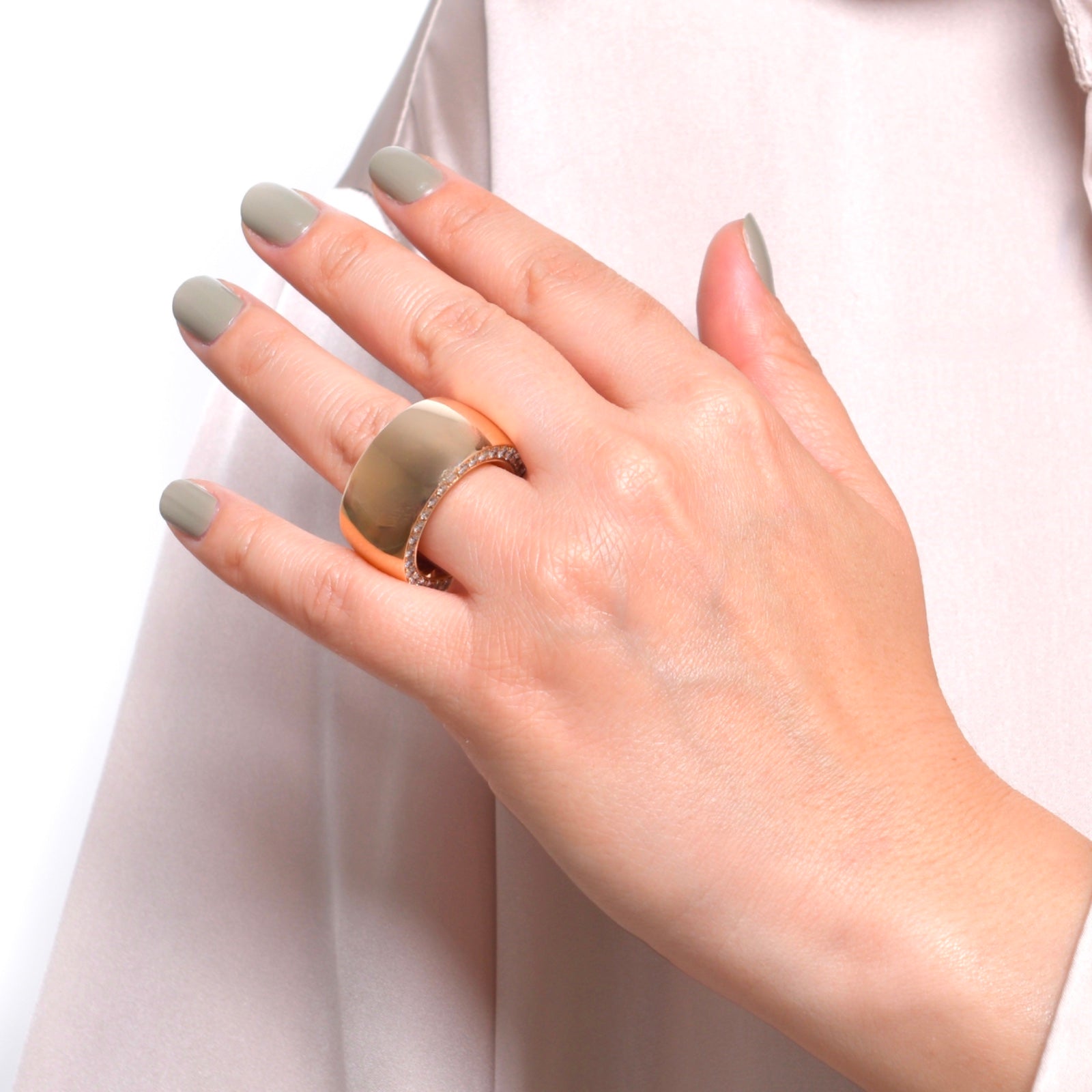 SCHUBART Massiver Ring mit Diamanten in 750er / 18 Kt. RG Gr.: 54