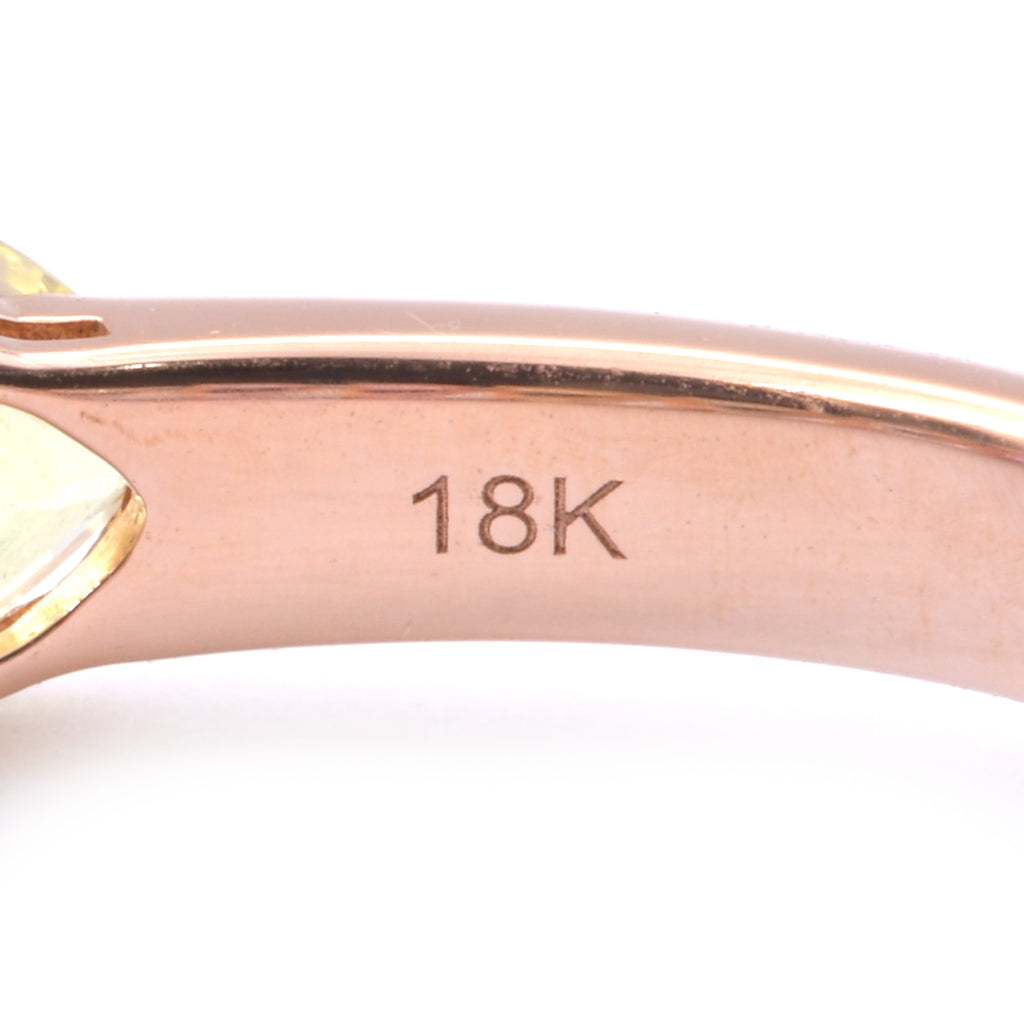 Rainbow Ring mit pastellfarbenen Saphiren im Herzschliff aus 18 Kt. RG Gr.: 54