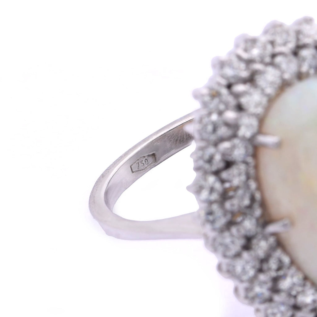 Australischer Vollopal Ring in 18Kt Weißgold mit 1,96ct Brillanten F-G VS Gr. 54