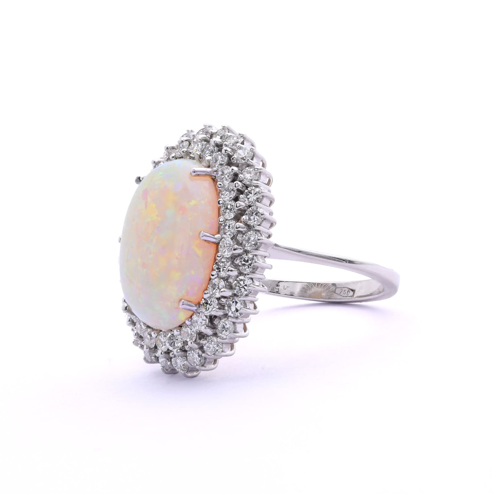 Australischer Vollopal Ring in 18Kt Weißgold mit 1,96ct Brillanten F-G VS Gr. 54